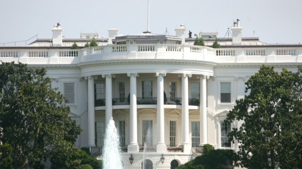 炒股配资平 哈佛大学提请法院阻止政府限制其国际学生签证