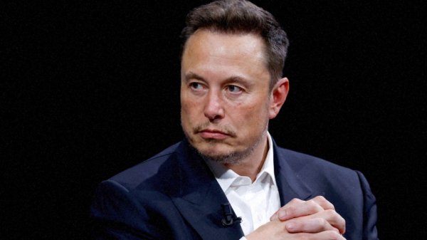 专业在线配资 吵完架反悔了？马斯克改口：不会让“龙”飞船退役